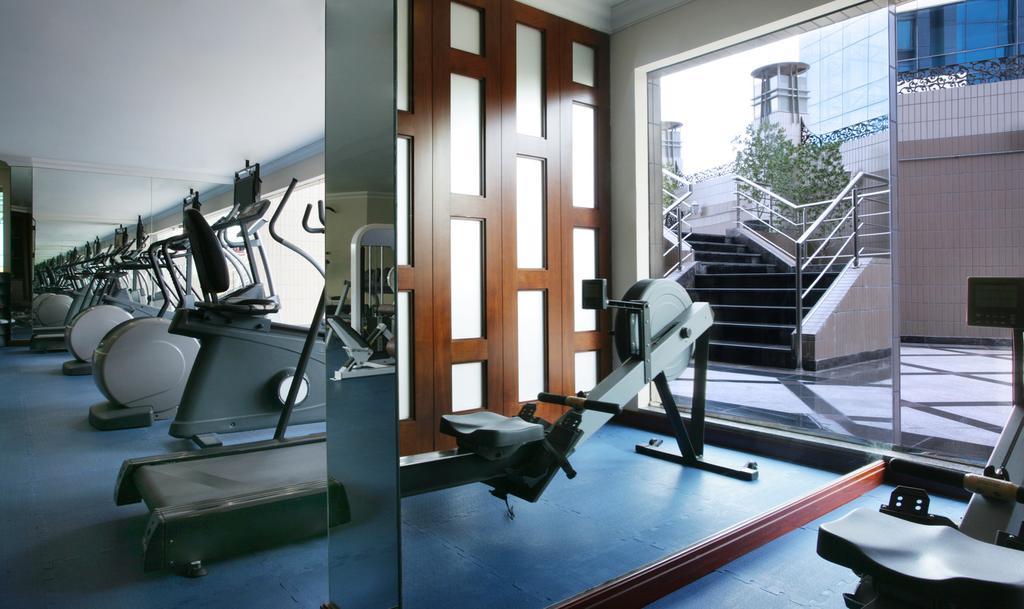 Al Sondos Suites By Le Meridien Dubai Buitenkant foto
