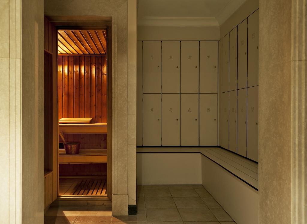 Al Sondos Suites By Le Meridien Dubai Buitenkant foto