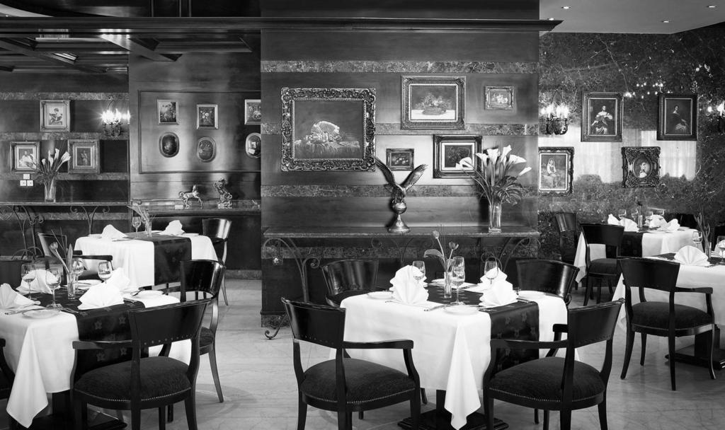 Al Sondos Suites By Le Meridien Dubai Restaurant foto
